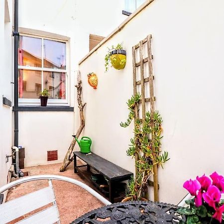Cute Cottage 5 Min Walk From Cafes Station And Sea Hastings Dış mekan fotoğraf