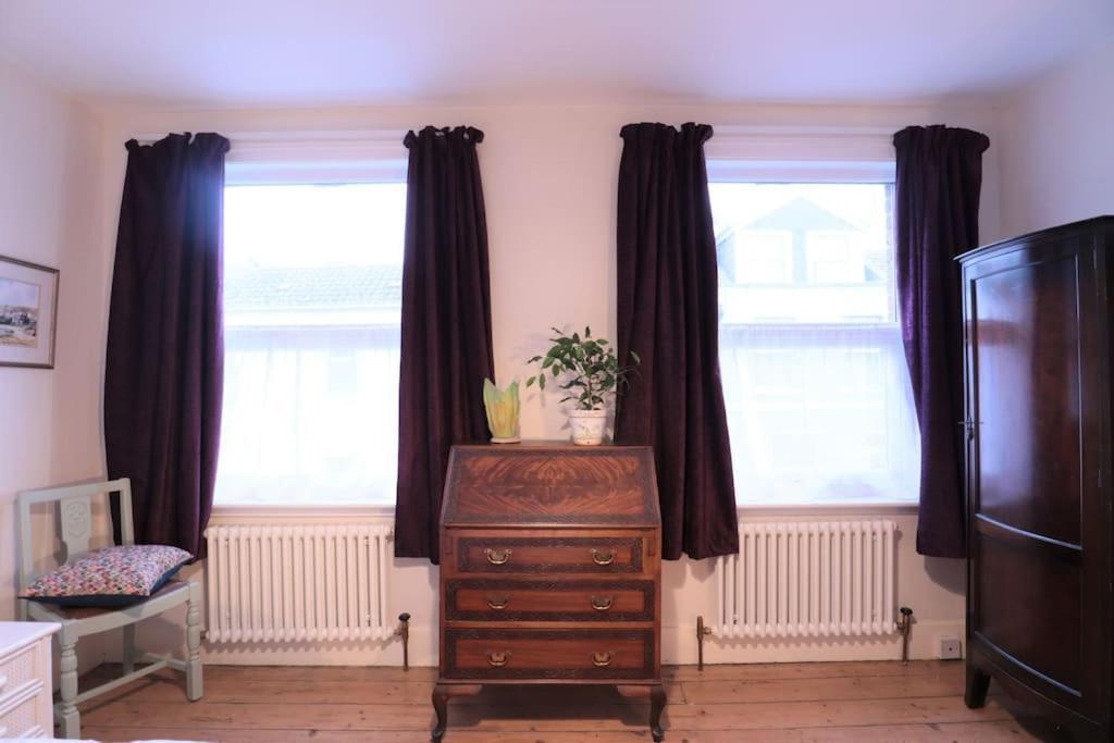 Cute Cottage 5 Min Walk From Cafes Station And Sea Hastings Dış mekan fotoğraf