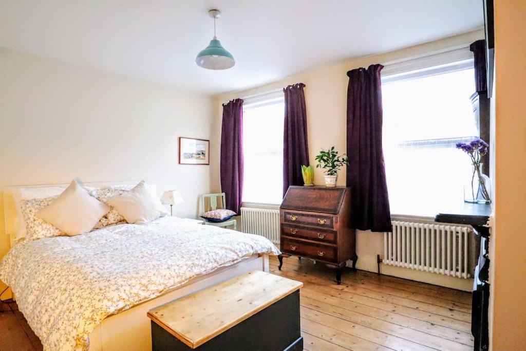 Cute Cottage 5 Min Walk From Cafes Station And Sea Hastings Dış mekan fotoğraf